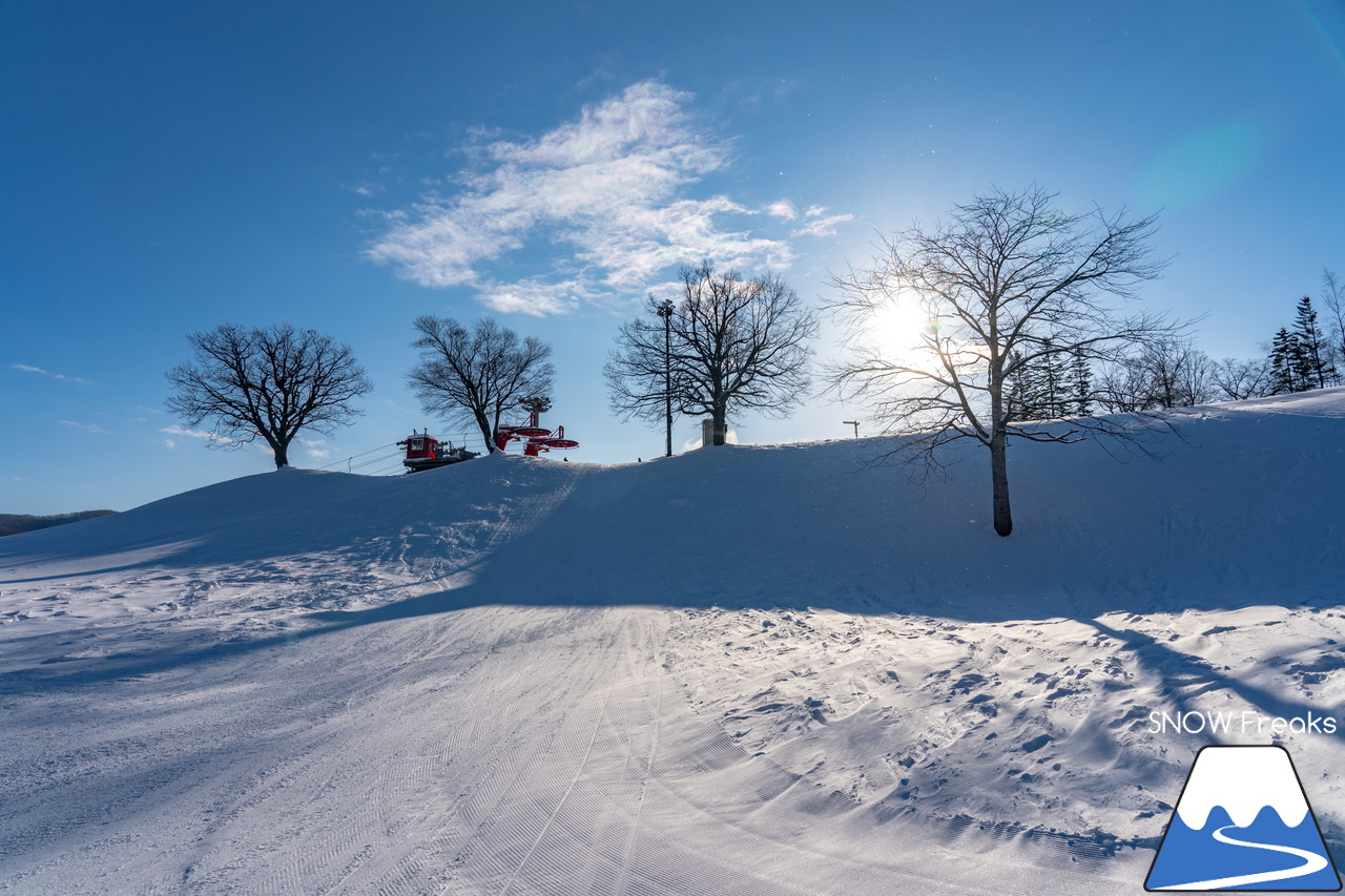 朝里川温泉スキー場｜冬休み最初の週末は、晴天＋粉雪で絶好のスキー＆スノーボード日和なり(^^)/